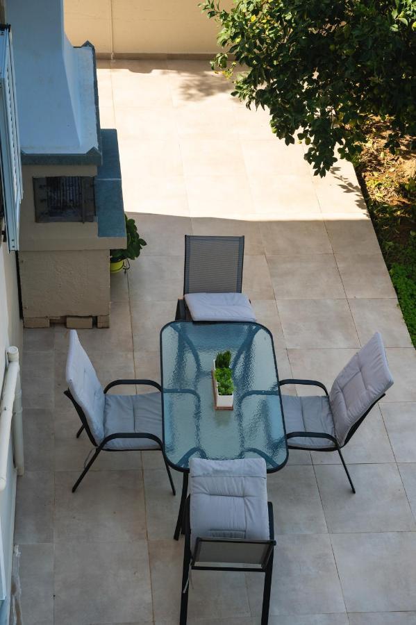 Kounoupidhianá Cedar Tree Villa מראה חיצוני תמונה